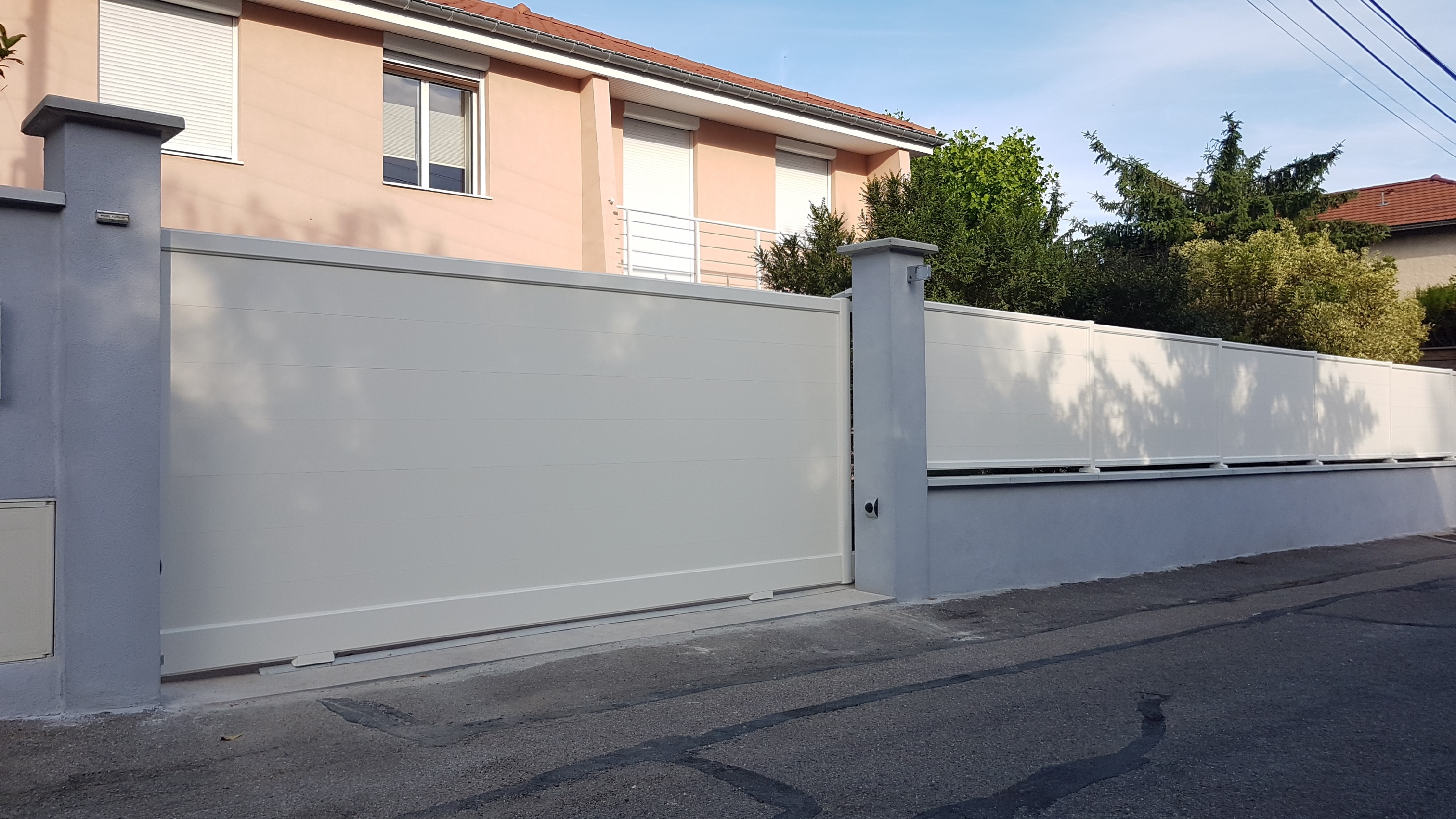 Portail aluminium Caluire
